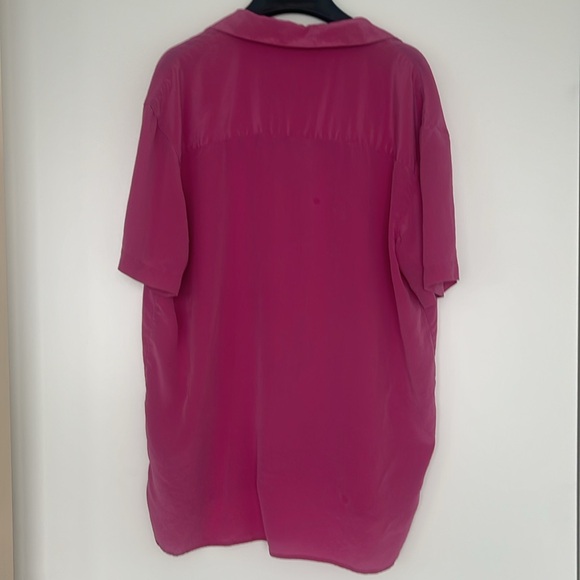 Aritzia Babaton rose Silk work shirt blouse - Picture 2 of 4